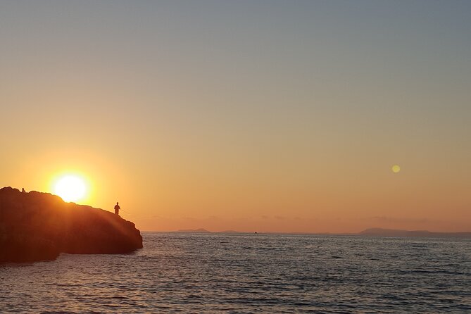 2-Hour Sorrento Coast Sunset Cruise with Dinner Experience - Key points to know before you book