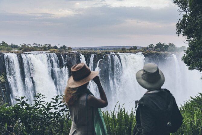 3-Day Victoria Falls Safari with Dinner Cruise - Day 2 morning: Walking through the Victoria Falls rainforest