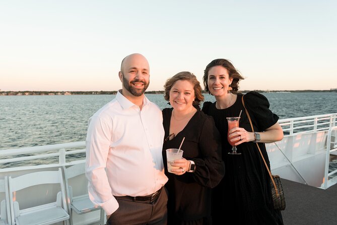 3 Hour Sunset Dinner Cruise by Solaris Yacht in Miramar Beach - How the service shapes the evening