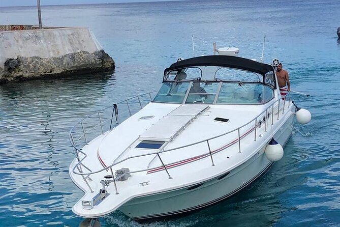 5 Hr Private Catamaran Cruise with lunch and drinks to 15-20 ppl - What the Crew and Boat Setup Add