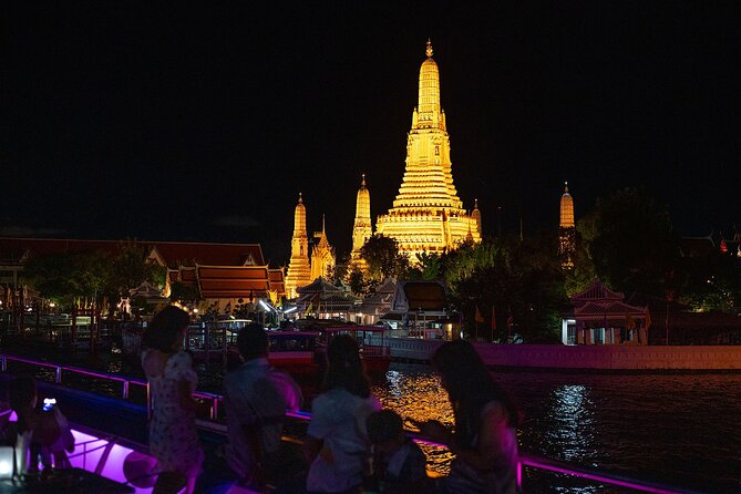 5 Star Luxury Bangkok Dinner Cruise On Wonderful Pearl Cruise - Wat Arun after dark