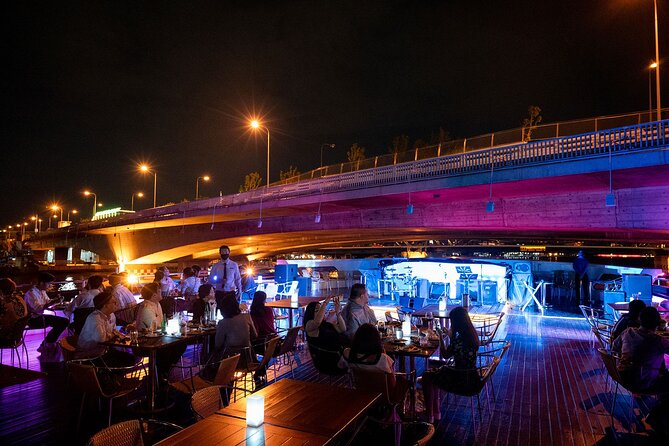 5 Star Luxury Bangkok Dinner Cruise On Wonderful Pearl Cruise - The Grand Palace from the Chao Phraya
