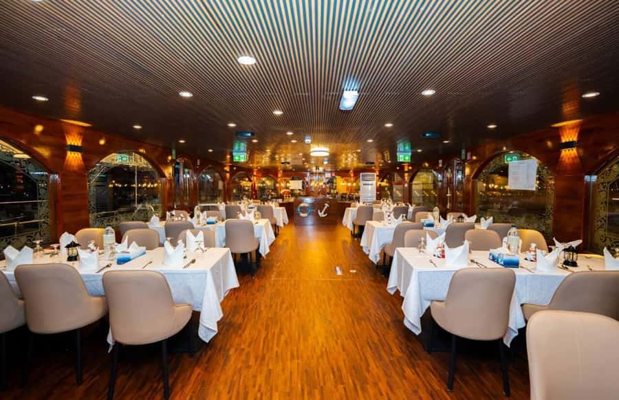5-Star Marina Dhow Dinner Cruise With Live Entertainment - Who will enjoy this Dubai Marina cruise