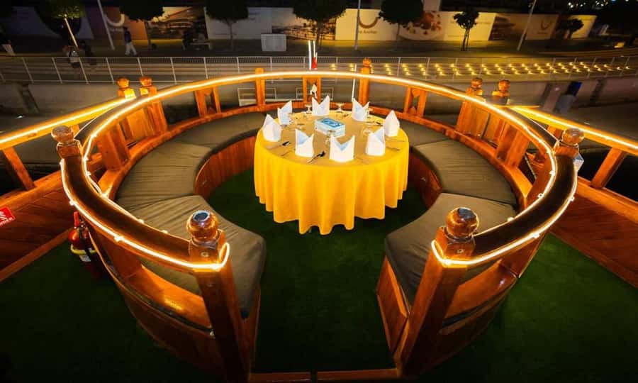 5-Star Marina Dhow Dinner Cruise With Live Entertainment - Dinner on board: appealing value with some uncertainty