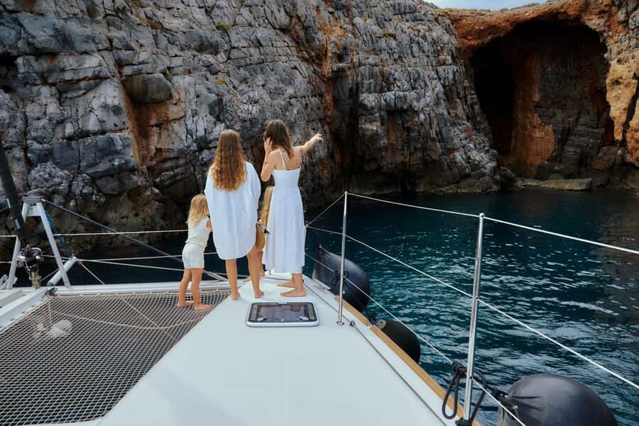 Agios Nikolaos: Spinalonga PM Catamaran Cruise with Dinner - Life aboard the spacious catamaran