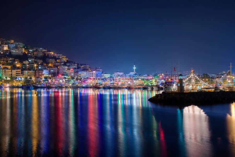 Alanya Night Safari Combo: Jeep Tour, Boat Cruise & Dinner - Fire shows, foam, and a lively boat atmosphere