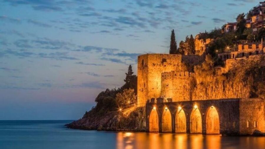 Alanya: Sunset Cruise with Dinner - Dinner near Alanya’s new marina