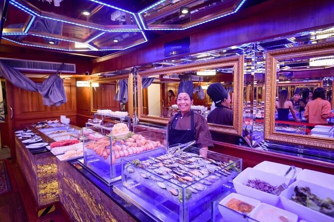All Star Dinner Cruise with Cabaret Show in Pattaya - What the $44.24 price really covers
