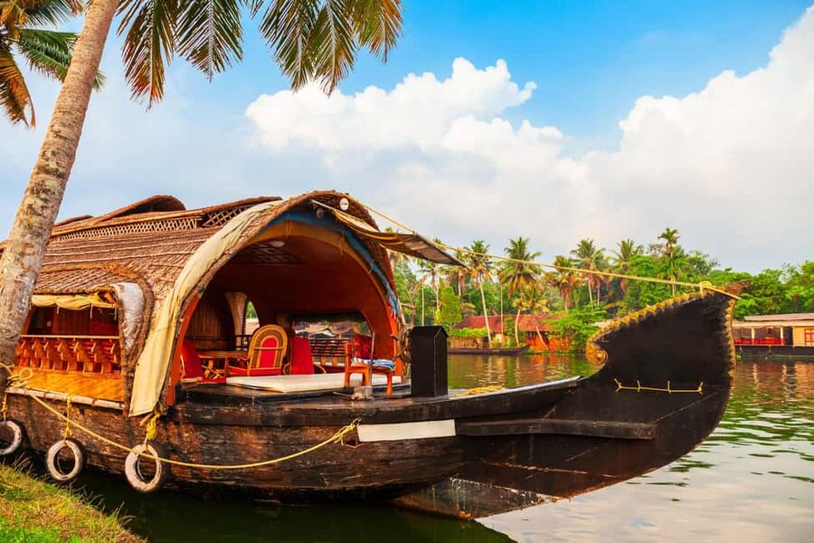 Alleppey / Alappuzha Houseboat Day Cruise with Lunch: Cochin - Is $155 per person fair value?