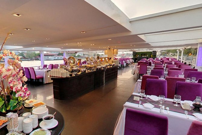 Amazing Chaophraya Dinner Cruise Experience - Dinner: plenty of choice, uneven results