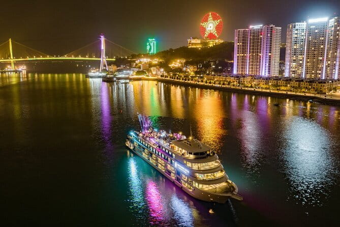 Ambassador Dinner Cruise with Live Music, Firework and Luxe - A night cruise with a show, not a silent bay outing