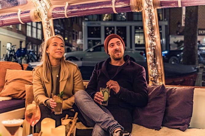 Amsterdam 2-Hour Evening Cruise With Live Guide and Bar - Cheese, snacks, and the onboard bar