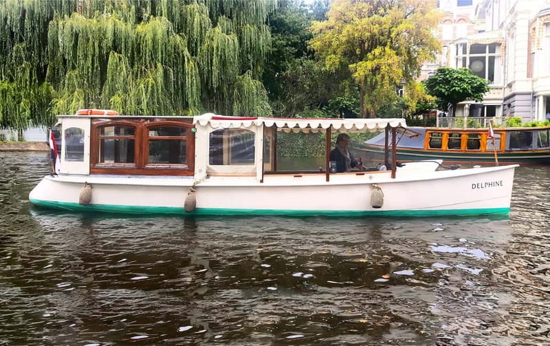 Amsterdam: Private Dinner Cruise (4pers) with Guide - Meeting the boat outside the H’ART Museum
