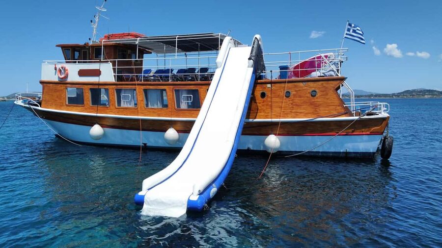Argostoli: Full-Day Boat Cruise with Lunch - Lunch and drinks on Vardiani, Rabbit Island