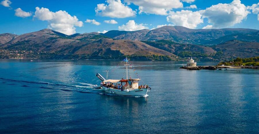 Argostoli: Full-Day Traditional Boat Cruise with Lunch - Should You Book the Dreamy Cruises Day Cruise?