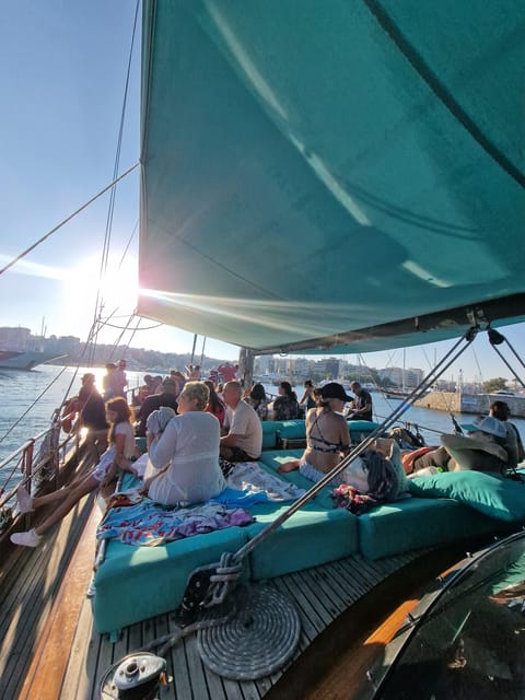 Athens: Agistri, Metopi & Aegina Cruise with Meals & Drinks - The return to Athens and the value of the yacht