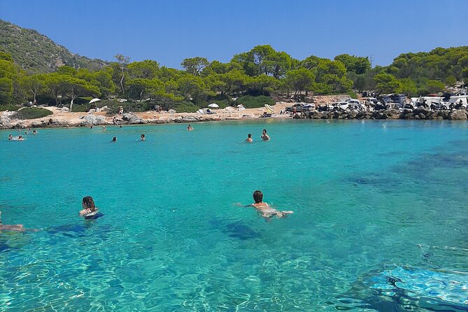 Athens: Full-Day Island Hopping Cruise with Lunch and Swimming - Food, drinks, and the small-boat feel