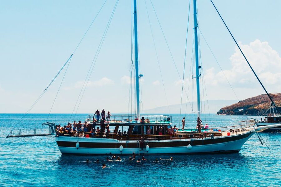 Athens: Full-Day Island Hopping Cruise with Lunch & Transfer - Setting out from Athens at 7:20 in the morning