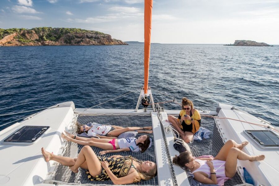 Athens: Half-Day Sunset Catamaran Cruise with Meal & Drinks - The sunset question: beautiful, but check your departure