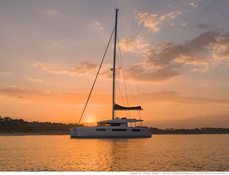 Athens: Half-Day Sunset Catamaran Cruise with Meal & Drinks - Sailing the Saronic Gulf beside the Athenian coast