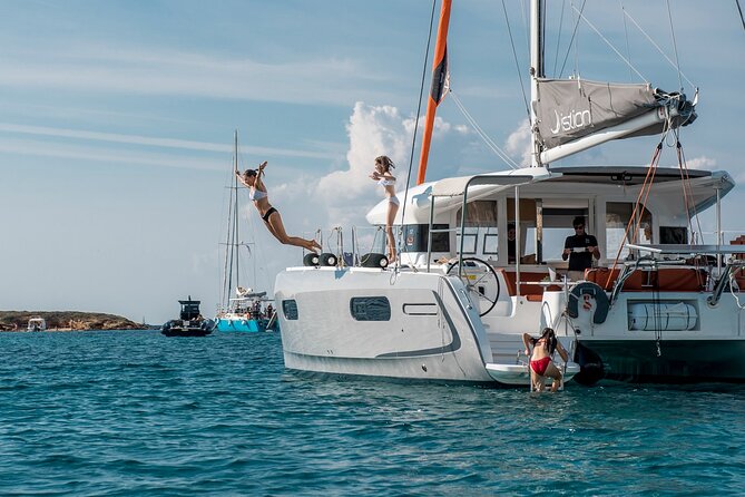 Athens Semi private Morning Catamaran cruise with meal & drinks - Is $169.31 a fair price?