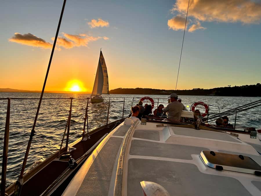 Auckland: Harbour Sailing Cruise with 3-Course Dinner - From Viaduct Harbour to open water