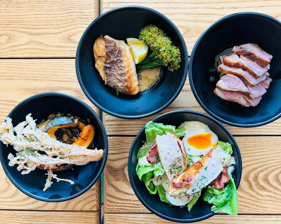 Auckland: Harbour Sailing Cruise with 3-Course Dinner - Drinks, comfort, and weather planning