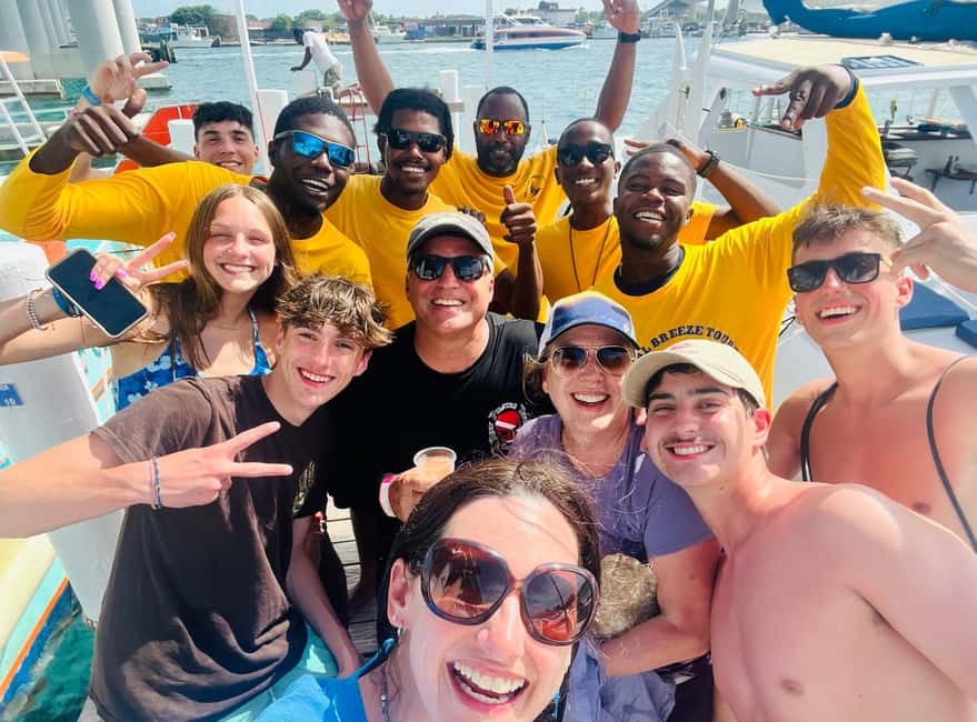 Bahamas: Swimming Pigs & Snorkeling Cruise with Lunch & Rum - Rose Island: beach time, games, and fresh conch salad