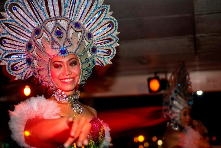 Bali/Benoa: Sunset Dinner Cruise with Show and Live Music - Practical tips for getting more from the evening
