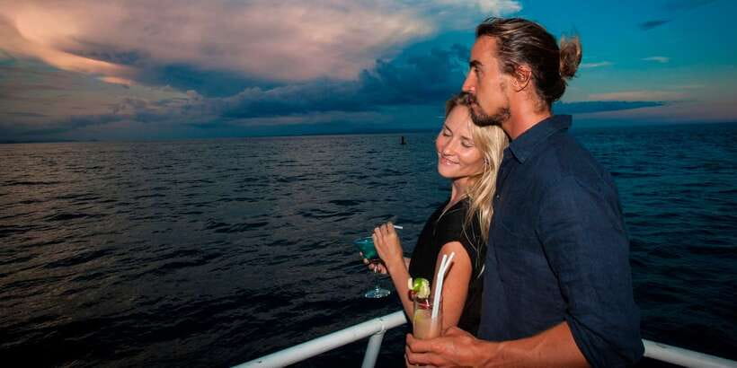 Bali/Benoa: Sunset Dinner Cruise with Show and Live Music - Should you book the Benoa sunset dinner cruise?