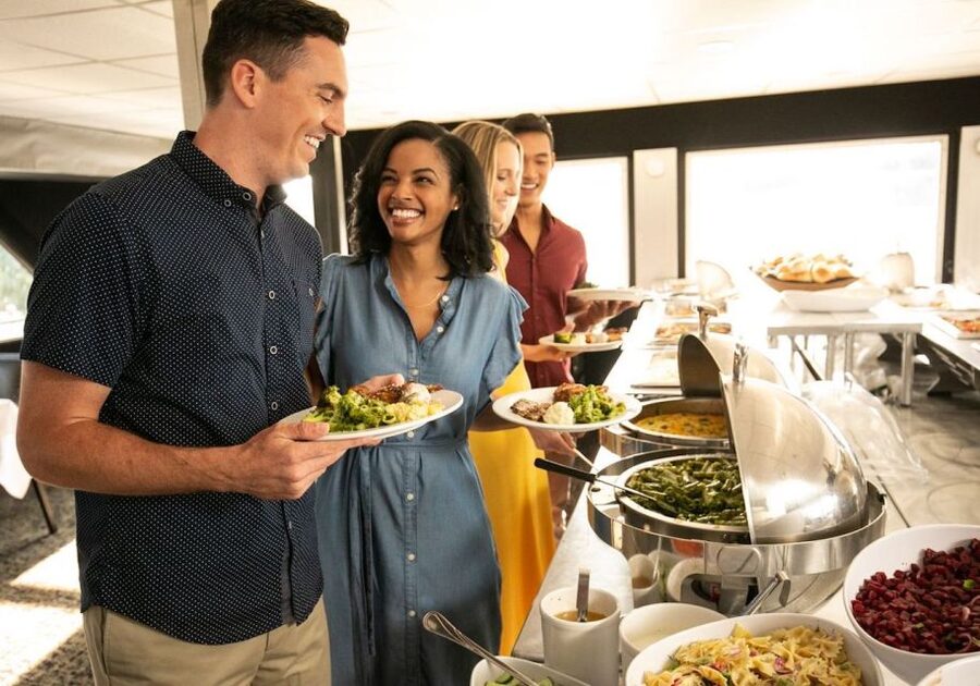 Baltimore: Christmas Day Gourmet Brunch or Dinner Cruise - Key points at a glance