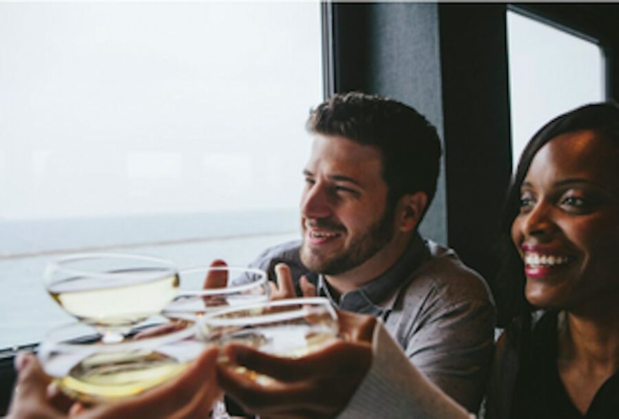 Baltimore: Christmas Day Gourmet Brunch or Dinner Cruise - Choosing between brunch and dinner