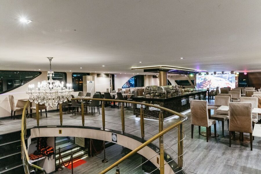 Bangkok: Alangka Luxury Buffet Dinner Cruise With Live Music - Starting at ICONSIAM Pier 4
