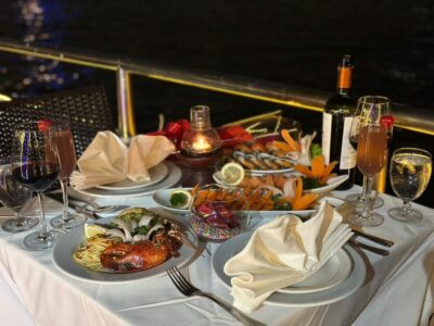 Alangka Luxury Cruise with Buffet and Live Music