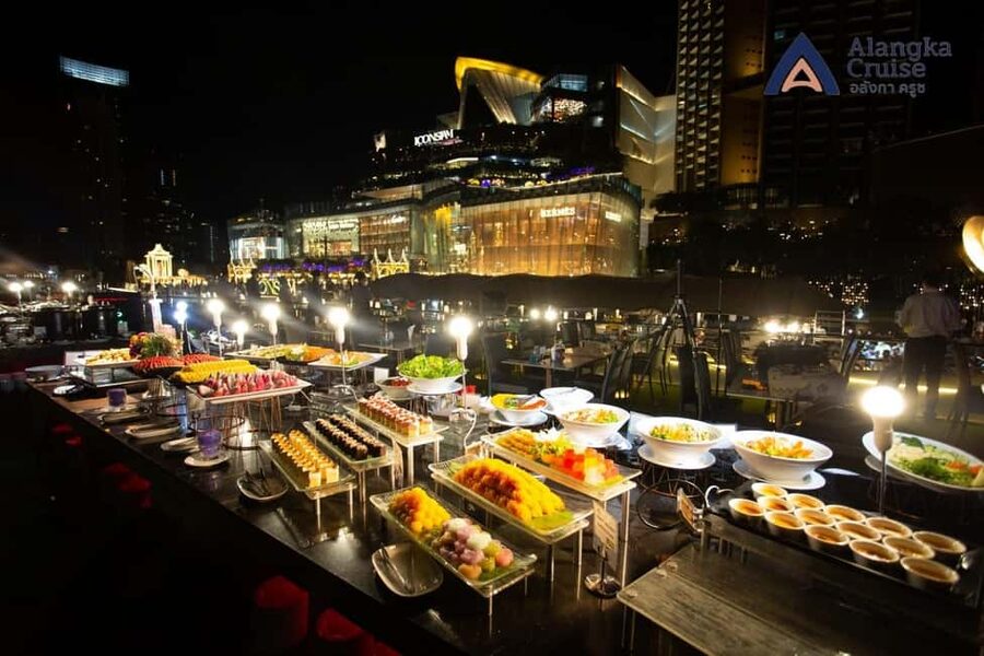 Bangkok: Alangka Luxury Cruise with Buffet and Live Music - Table position and the open deck matter