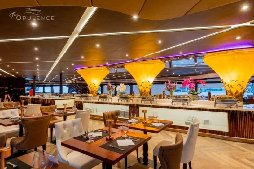 Bangkok: Celebrate New Year Opulence Dinner Cruise - Arriving at Terminal 21 Rama 3 Pier