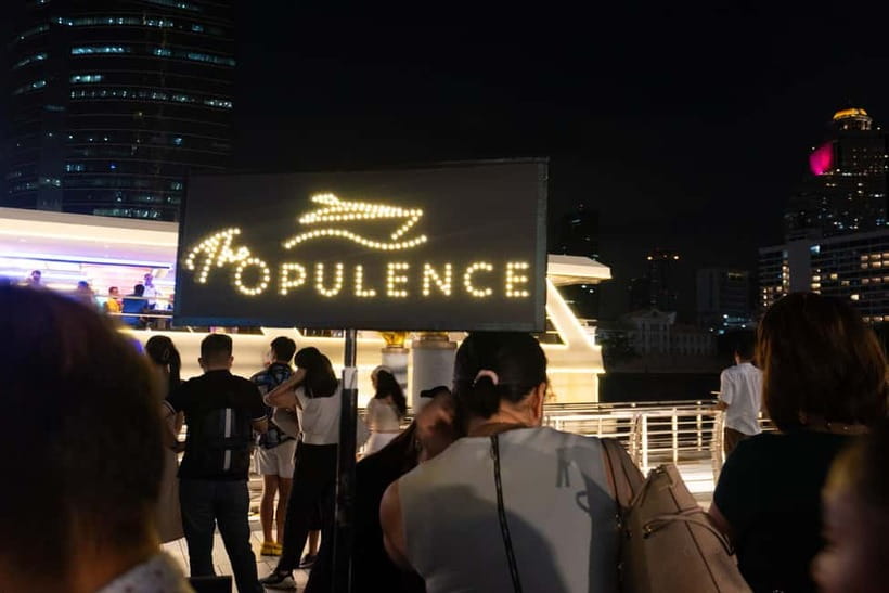 Bangkok: Celebrate New Year Opulence Dinner Cruise - Welcome Drink, Buffet, and Open Bar
