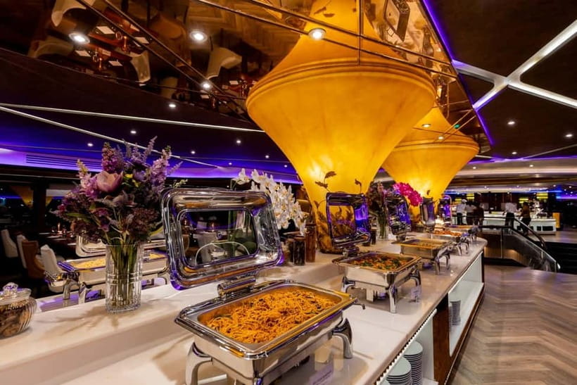 Bangkok: Celebrate New Year Opulence Dinner Cruise - Live Music, DJ, Lucky Draw, and Bon Viva