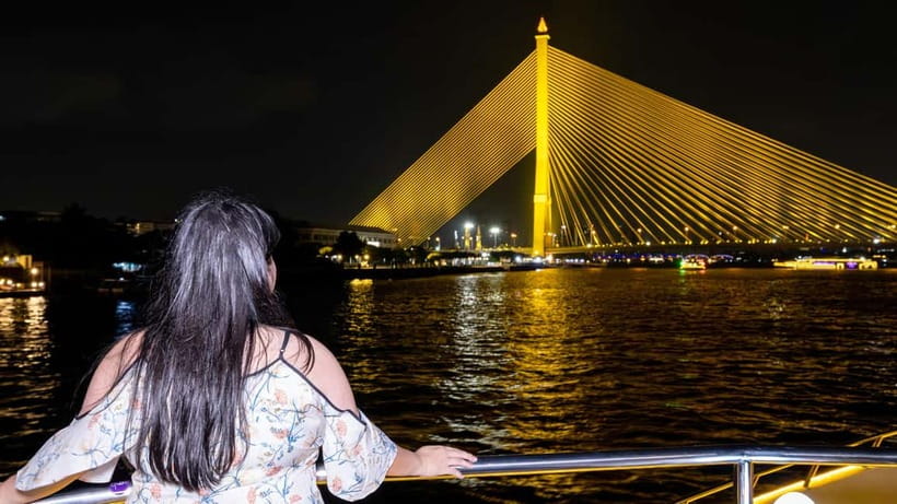 Bangkok: Chao Phraya Princess Dinner Cruise & Hotel Transfer - Choosing between the upper and lower decks