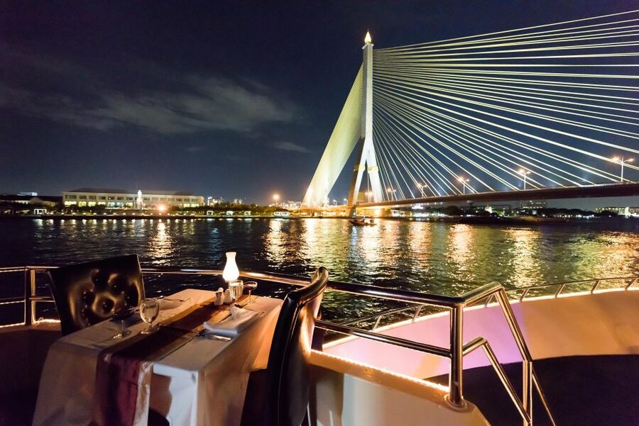 Bangkok: Chao Phraya Princess Dinner Cruise Ticket - Food, drinks, and the assigned table