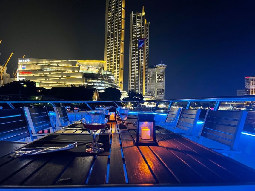 Bangkok: Chao Phraya River Buffet Dinner Cruise - What the two-hour cruise feels like