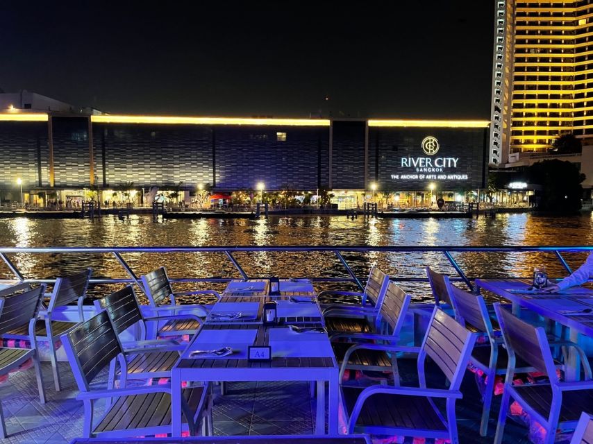 Bangkok: Chao Phraya River Buffet Dinner Cruise - The best views come from the exterior decks