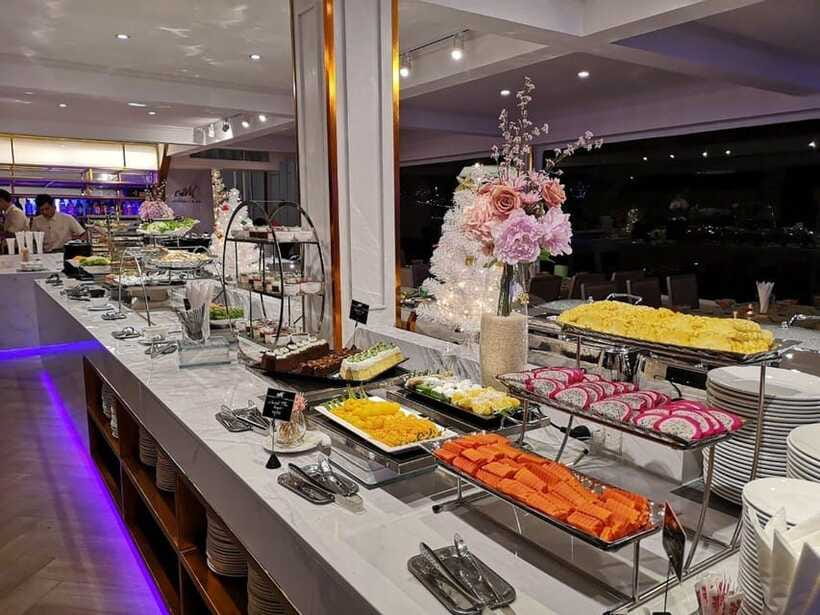 Bangkok: Chao Phraya River Meridian Cruise with Buffet - What you see from the river