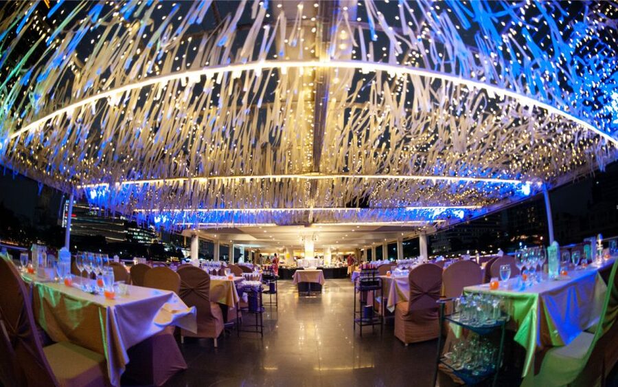 Bangkok: Grand Chao Phraya Dinner Cruise with Live Show - Key points to know before booking