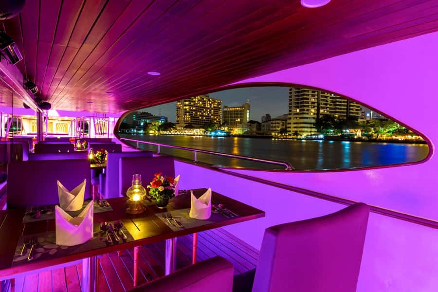 Bangkok: Grand Pearl Dinner Cruise with Hotel Transfer - Live singers, musicians, and evening shows