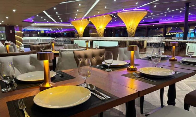 Bangkok: Luxury Dinner Cruise on Chao Phraya River - Value at $58 per person