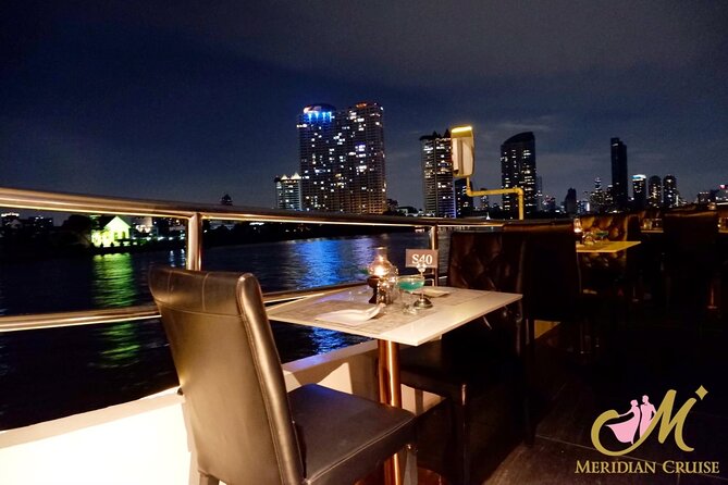 Bangkok Meridian Dinner Cruise from ICONSIAM - The buffet: useful variety, uneven execution