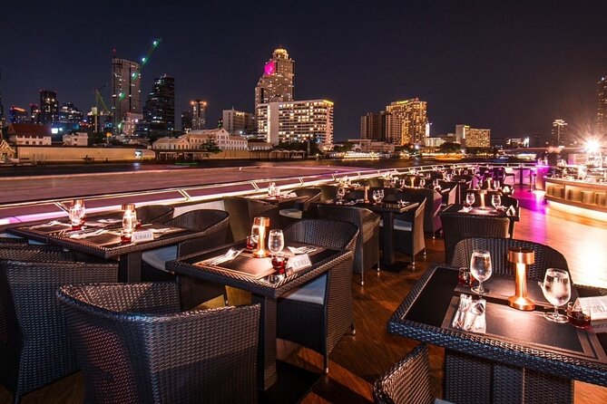 Bangkok Opulence Dinner Cruise Live Band - A Thai and international buffet with useful extras