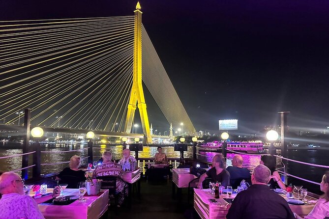 Bangkok Opulence Dinner Cruise Live Band - Live music and the open deck