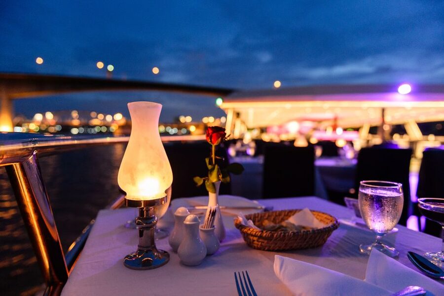 Bangkok: River Dinner Cruise on the Chao Phraya Princess - Who will enjoy this cruise most